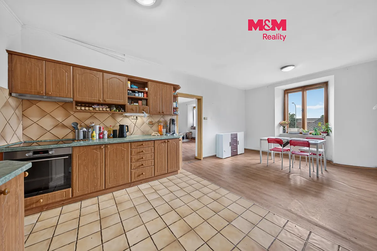 Prodej rodinného domu 340 m², pozemek 431 m²
